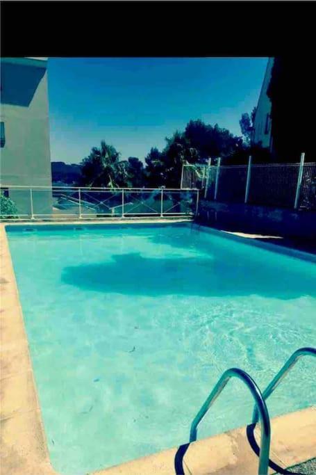 La Digue, 2 Chambres, Vue Mer Et Piscine Ла-Сейн-сюр-Мер Екстер'єр фото